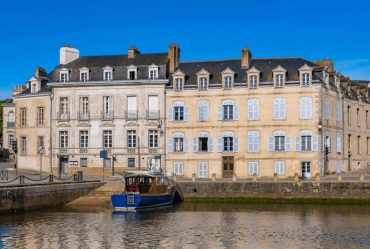 Comment gérer efficacement votre patrimoine immobilier à Vannes : vendre ou louer ?