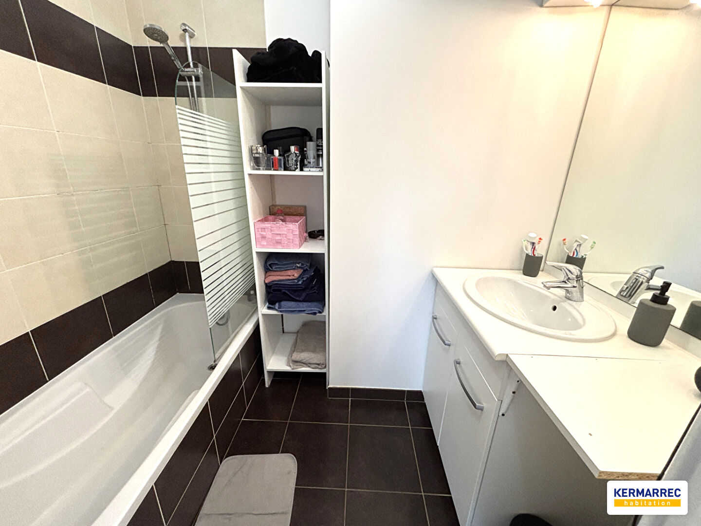 Appartement 3 pièces - 65 m² environ - 48759377f.jpg | Kermarrec Habitation