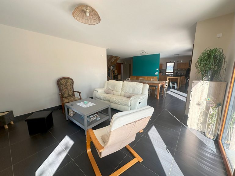Maison 6 pièces - 153 m² environ - 58138611b.jpg | Kermarrec Habitation